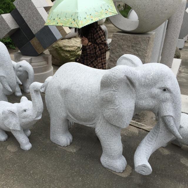 LINSTONE Elephant Statue
